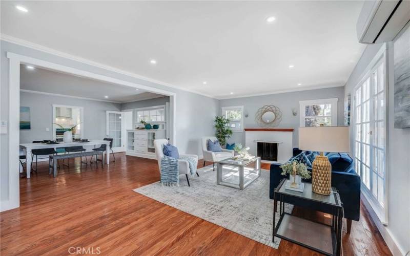 Open floor plan from light and bright living room to dining room