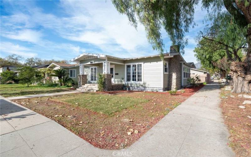 Stunning Craftsman/Bungalow in the Heart of Old Historical Upland