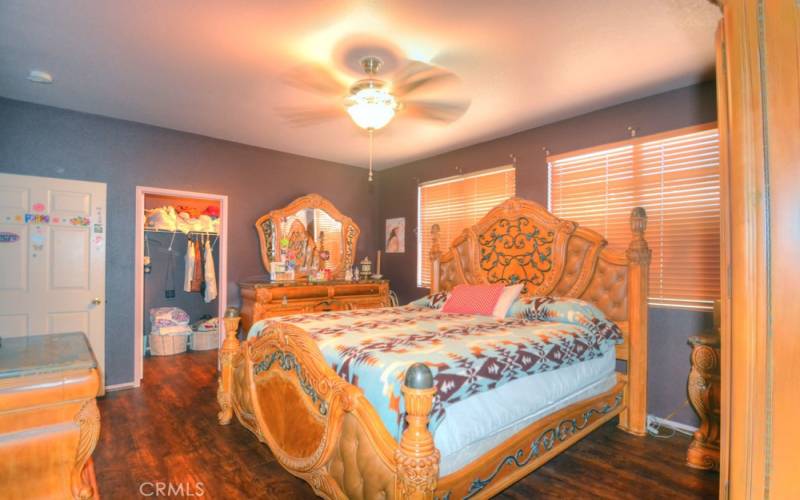 Materbedroom with view of Walkin Closet