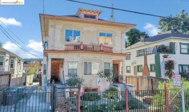 543 37Th St, Oakland, California 94609, ,Residential Income,Buy,543 37Th St,41080947