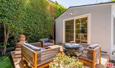 416 1/2 NORWICH Drive, West Hollywood, California 90048, 1 Bedroom Bedrooms, ,1 BathroomBathrooms,Residential Lease,Rent,416 1/2 NORWICH Drive,24473901