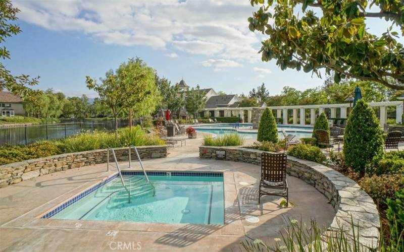 Community Pool area to clubhouse