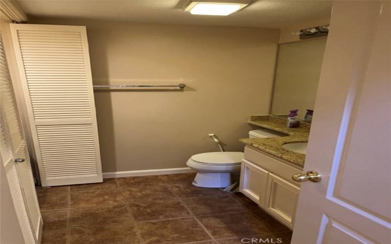 Half bath/Laundry area