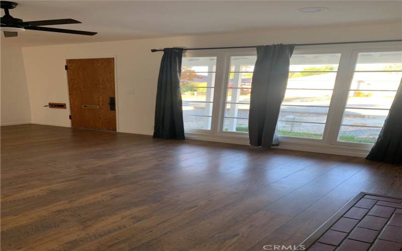 Entrance Living Room