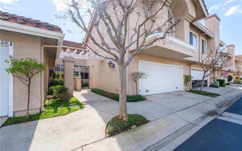 Walk through to front patio