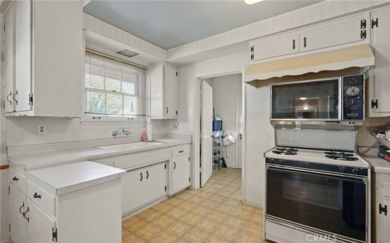 Lots of counter space & cabinets