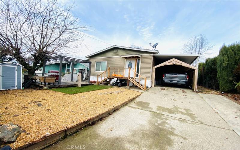 front door, driveway.