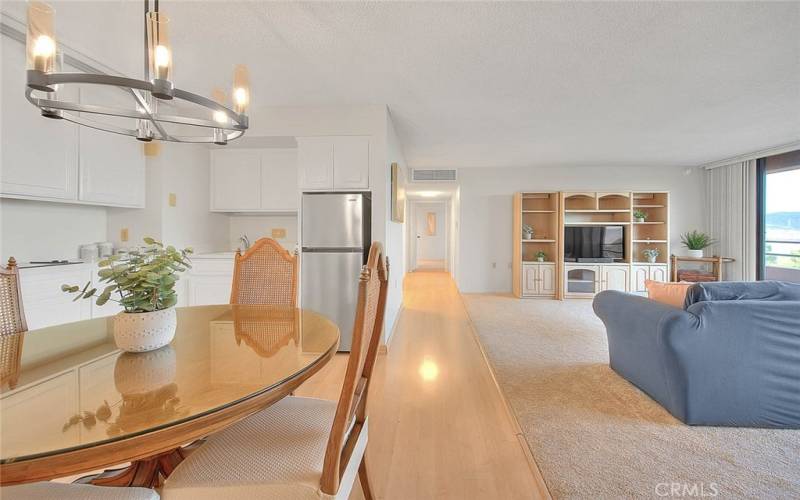 Kitchen/Livingroom view