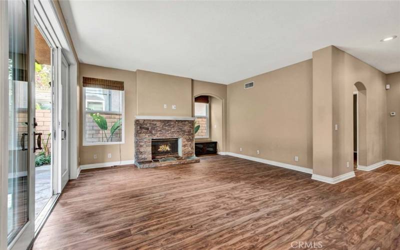 Spacious Family room family get togethers or just to sit and watch TV