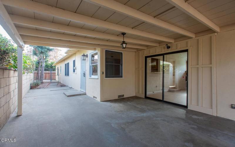 9735 Broadway - Covered Patio