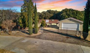 3691 Lakeview Drive, Julian, California 92036, 3 Bedrooms Bedrooms, ,2 BathroomsBathrooms,Residential,Buy,3691 Lakeview Drive,NDP2410726