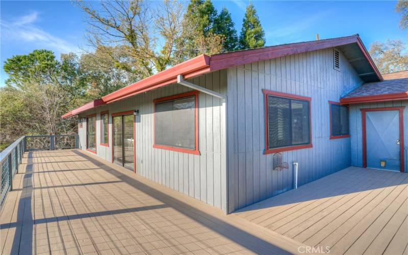 Back deck with access garage and backyard