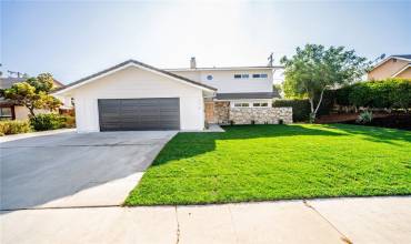 276 Coronado Drive, Corona, California 92879, 4 Bedrooms Bedrooms, ,3 BathroomsBathrooms,Residential,Buy,276 Coronado Drive,CV24242593