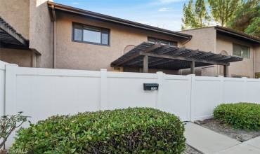 2278 Loma Alta Drive 8