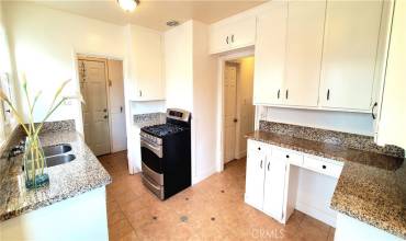 15542 8th Street, Victorville, California 92395, 3 Bedrooms Bedrooms, ,2 BathroomsBathrooms,Residential Lease,Rent,15542 8th Street,DW24253326