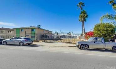 852 Grand Avenue, Spring Valley, California 91977, ,Land,Buy,852 Grand Avenue,PTP2407702