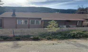 4404 Alcot Trail, Frazier Park, California 93225, 2 Bedrooms Bedrooms, ,1 BathroomBathrooms,Residential,Buy,4404 Alcot Trail,SR24253445