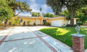 17660 Palora Street, Encino, California 91316, 4 Bedrooms Bedrooms, ,3 BathroomsBathrooms,Residential Lease,Rent,17660 Palora Street,SR24253630