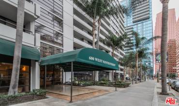 600 W 9th Street 811, Los Angeles, California 90015, 2 Bedrooms Bedrooms, ,2 BathroomsBathrooms,Residential,Buy,600 W 9th Street 811,24468279