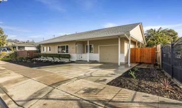 535 Cody Rd, Hayward, California 94544, 3 Bedrooms Bedrooms, ,1 BathroomBathrooms,Residential,Buy,535 Cody Rd,41081057