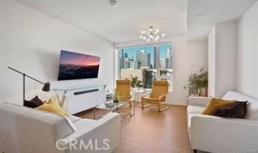 1050 S Grand Avenue 808, Los Angeles, California 90015, 1 Bedroom Bedrooms, ,1 BathroomBathrooms,Residential Lease,Rent,1050 S Grand Avenue 808,CV24253803