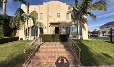 8001 W 4th Street, Los Angeles, California 90048, 3 Bedrooms Bedrooms, ,2 BathroomsBathrooms,Residential Lease,Rent,8001 W 4th Street,BB24254158