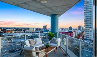 1080 Park Boulevard 915, San Diego, California 92101, 2 Bedrooms Bedrooms, ,2 BathroomsBathrooms,Residential,Buy,1080 Park Boulevard 915,PTP2407737