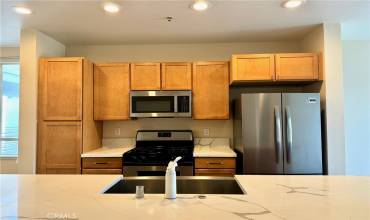 6400 Crescent E 313, Playa Vista, California 90094, 1 Bedroom Bedrooms, ,1 BathroomBathrooms,Residential Lease,Rent,6400 Crescent E 313,PW24254341