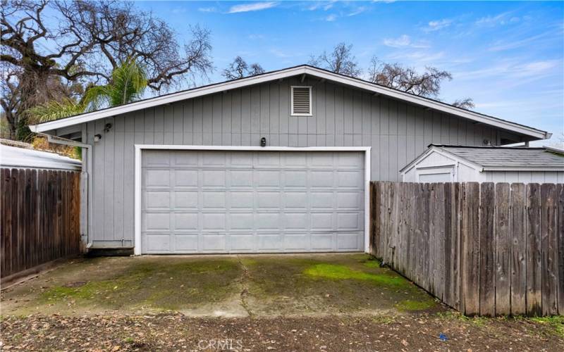 Garage off alley