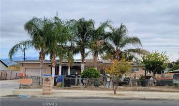 880 S State Street, Hemet, California 92543, 4 Bedrooms Bedrooms, ,2 BathroomsBathrooms,Residential,Buy,880 S State Street,IV24254631