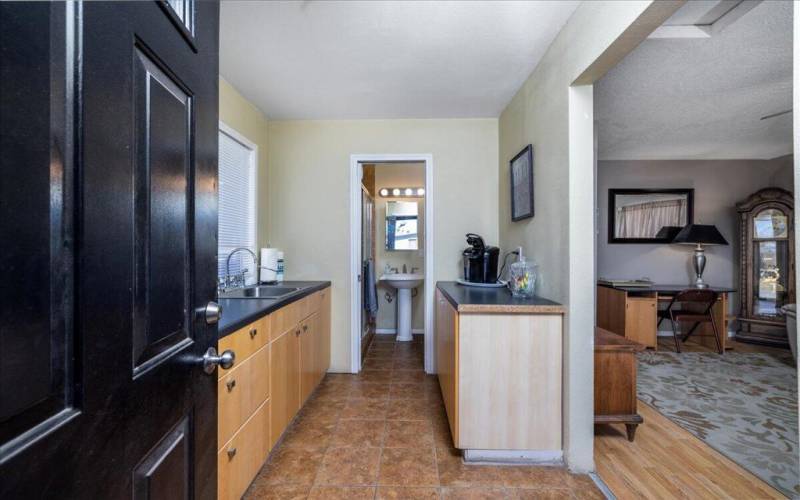 34-hdrephoto.com-7443-condalia-ave-263