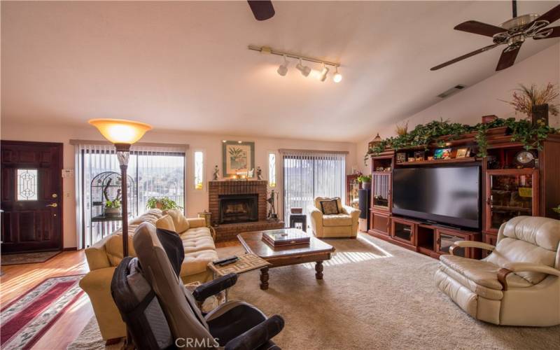 Living Great Room Facing West