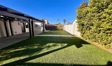 19517 Welby Way, Reseda, California 91335, 2 Bedrooms Bedrooms, ,1 BathroomBathrooms,Residential Lease,Rent,19517 Welby Way,SR25001724