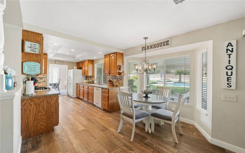 Kitchen / Breakfast Nook