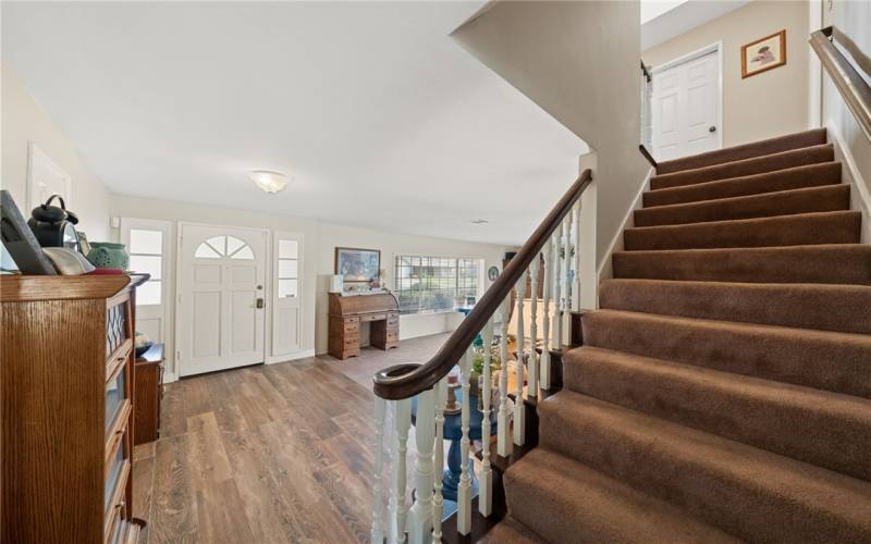 Stairs / Front Foyer