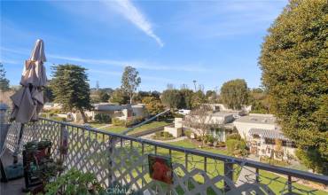 957 Calle Aragon N, Laguna Woods, California 92637, 2 Bedrooms Bedrooms, ,2 BathroomsBathrooms,Residential,Buy,957 Calle Aragon N,OC25001316