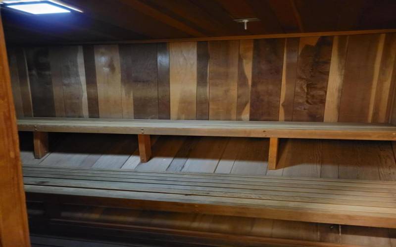 CLUBHOUSE SAUNA