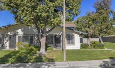 2-web-or-mls-UpmarketMedia-1745Tib-6a