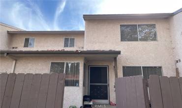 809 East Acacia Ave B, Glendale, California 91205, 3 Bedrooms Bedrooms, ,2 BathroomsBathrooms,Residential,Buy,809 East Acacia Ave B,SR25002100