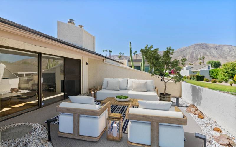 Courtyard Patio w/Views