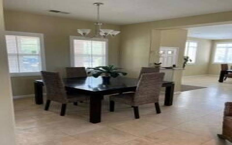 Desert willow family dinning room