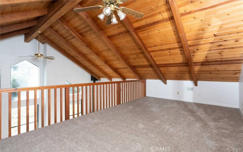 So many options for use of the loft such as guest space, home office or den just to name a few.