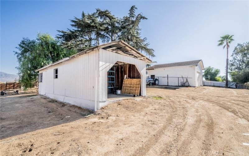 Horse Barn with attached office