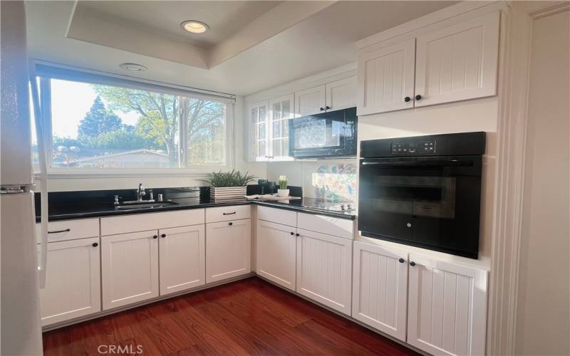 Wonderful sunny kitchen, refrigerator included.