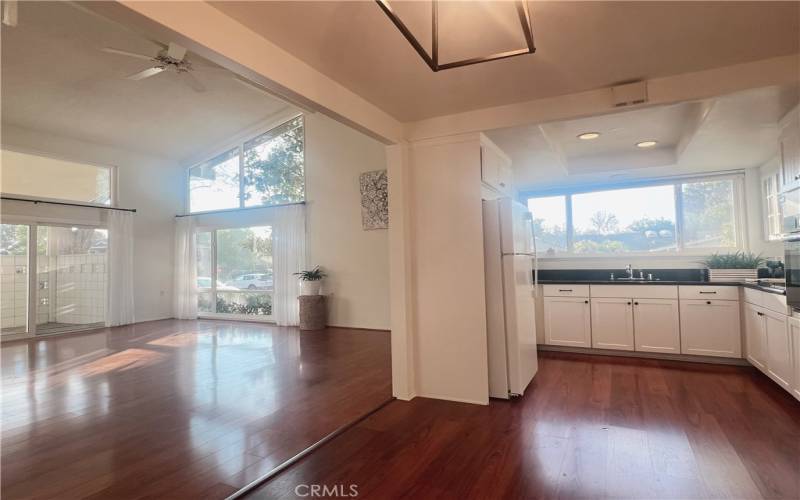 Kitchen Dining room.