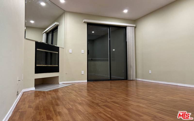 Living Area, Balcony, and Fireplace