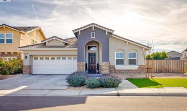 515 Longhorn Way, Oakley, California 94561, 4 Bedrooms Bedrooms, ,3 BathroomsBathrooms,Residential,Buy,515 Longhorn Way,41081432