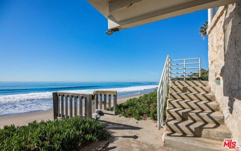 Shower and Private Beach Access