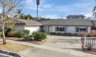 1747 Craigmore Ave, Escondido, California 92027, 5 Bedrooms Bedrooms, ,2 BathroomsBathrooms,Residential,Buy,1747 Craigmore Ave,250000128SD