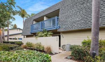 650 E Solana Circle, Solana Beach, California 92075, 2 Bedrooms Bedrooms, ,1 BathroomBathrooms,Residential Lease,Rent,650 E Solana Circle,NDP2500050